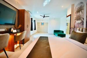Ένα ή περισσότερα κρεβάτια σε δωμάτιο στο Hotel The Code Exclusive