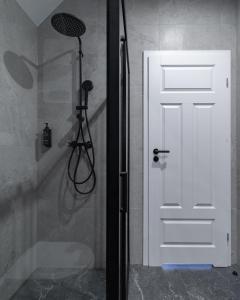 Kúpeľňa v ubytovaní Glow Apartments - Apartamenty Studio KOZIA Gdańsk Śródmieście