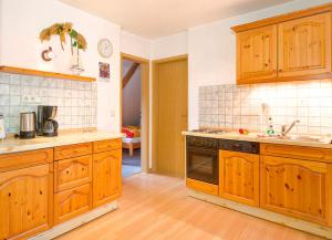 Køkken eller tekøkken på Villa Lübcke, Fewo 7