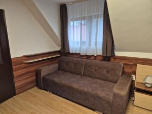 Posedenie v ubytovaní Crystal Sóstó Apartman