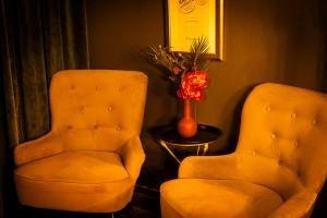 Posezení v ubytování Hotell Aqva Restaurang & Bar Ett Biosfärhotell med fokus på hållbarhet