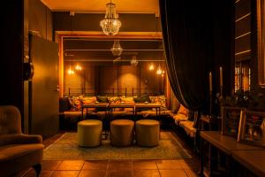 Posezení v ubytování Hotell Aqva Restaurang & Bar Ett Biosfärhotell med fokus på hållbarhet