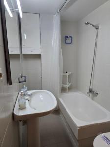 Fotografia z galérie ubytovania Precioso apartamento en Cullera, con piscina junto a la playa v destinácii Cullera