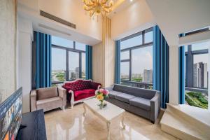Φωτογραφία από το άλμπουμ του April Fair Duplex Apartment Guangzhou South Railway Station Ao Yuan Yue Shi Dai Branch στο Γκουανγκζού
