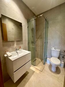 Koupelna v ubytování Luxe et Confort à Prestigia Marrakech + 7 fotografií