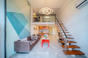 Φωτογραφία από το άλμπουμ του April Fair Duplex Apartment Guangzhou South Railway Station Ao Yuan Yue Shi Dai Branch στο Γκουανγκζού