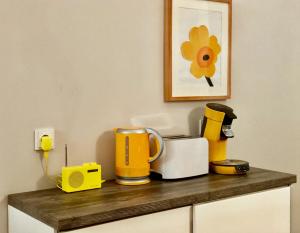 Příslušenství pro přípravu čaje a kávy v ubytování aTa & oMo 2