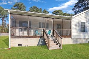 Φωτογραφία από το άλμπουμ του Horseshoe Hideaway - Cozy home with screened porches! σε Birch Town