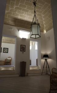 Rúm í herbergi á Aegusa Hotel
