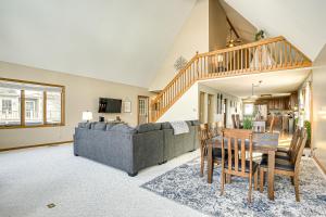 Gallery image of Apple Valley Home, Shared Golf Course On-Site in Mount Vernon