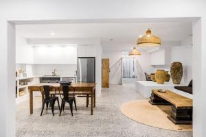 South Golden BeachにあるPeter St South Golden Beach Abode Family Luxury at Beachのギャラリーの写真