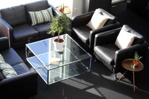 A seating area at Sand Golf Club