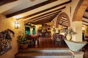 Restaurace v ubytování Casa Rural Sierra de Mampar