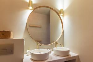 Gallery image of exclusief luxe townhouse van Finest Casas Ojen Marbella in Ojén