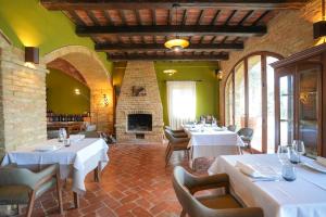 Restaurace v ubytování Sacro e Profano Albania