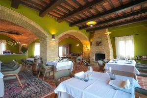 Restaurace v ubytování Sacro e Profano Albania