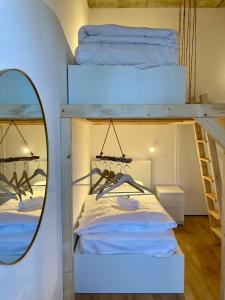 Minimal Hostel Kreuzberg客房内的一张或多张床位