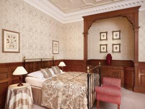 En eller flere senger på et rom på Hapimag Resort Edinburgh