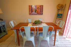 Fotografie z fotogalerie ubytování Lovely Townhome Peaceful Surroundings Hiking Hot Tub v destinaci Kanab