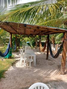 Taman di luar Restaurante e Petiscaria Tucunaré Azul