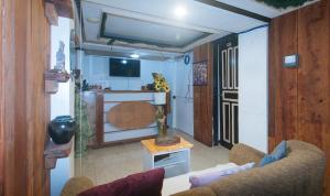 TV a/nebo společenská místnost v ubytování RedDoorz at Minas Place 1 Tacloban