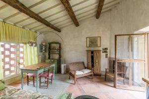 Ruang duduk di Settignano Tuscany Homes