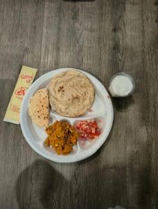 酒店内部或周边提供的食物