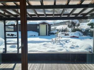 Fotografie z fotogalerie ubytování Yongin Greenish Family Cottage with a Fireside Yard v destinaci Jongin