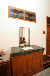 Φωτογραφία από το άλμπουμ του D Ajenk Boutique Guesthouse στη Γιογκιακάρτα +18 φωτογραφίες