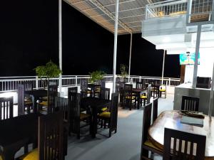 Restaurace v ubytování The Kandy Havens