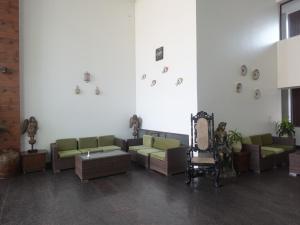 Area soggiorno di Sobit Sarovar Portico