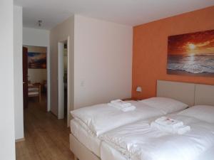 Postel nebo postele na pokoji v ubytování Seehotel Lönö