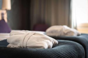 Postel nebo postele na pokoji v ubytování Scandic Södertälje