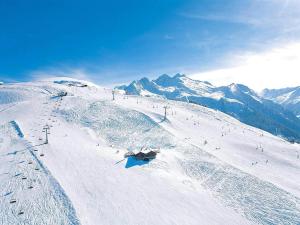 Chalet in Filzsteinalpe near Ski Slopes v zime