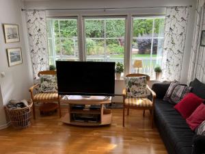 Gallery image of House with hot tub sauna 300 meters to lake Boat included in Brokind