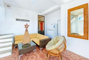 Gallery image of Movietelle by RedDoorz in Lapu Lapu City +51 photos