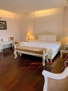Postelja oz. postelje v sobi nastanitve Ha Noi Memory Central Hotel And Spa