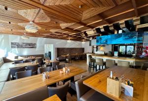 Restaurace v ubytování T3 Gasthof Spullersee
