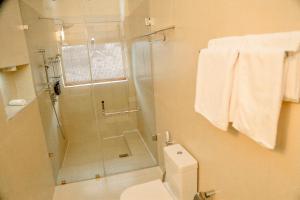 Bagno di Alben Castle Glenfall