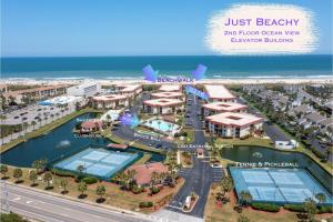 Πισίνα στο ή κοντά στο Just Beachy-Ocean View-2nd FL condo