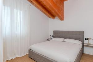 Afbeelding uit fotogalerij van Residenza Grandi in Cinisello Balsamo +61 foto's