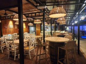 Restoran või mõni muu söögikoht majutusasutuses The Rustic Studio