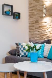 Posedenie v ubytovaní Neo Apartments
