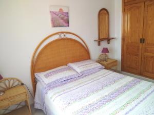 Postel nebo postele na pokoji v ubytování Casa a 85 metros playa 158 m dorm WIFI AA