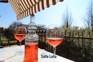 Nápoje v ubytovaní APPARTAMENTO di Charme SUITE LUNA