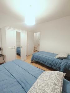 Posteľ alebo postele v izbe v ubytovaní Apartamento duplex vacacional