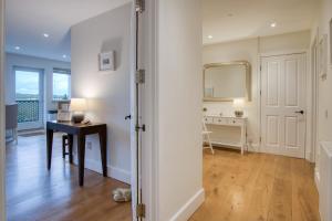 Gambar di galeri bagi Ty Seren - 2 Bedroom Apt - Bayview Oxwich di Oxwich +32 gambar
