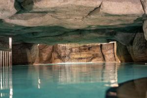 The swimming pool at or close to Amethyst Hotel