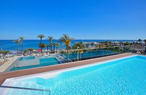 Hotel Ocean House Costa del Sol, Affiliated by Meliá内部或周边的泳池