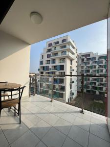 Balkón nebo terasa v ubytování Elite Skyview -Relaxing Family Apt with AC, Balcony